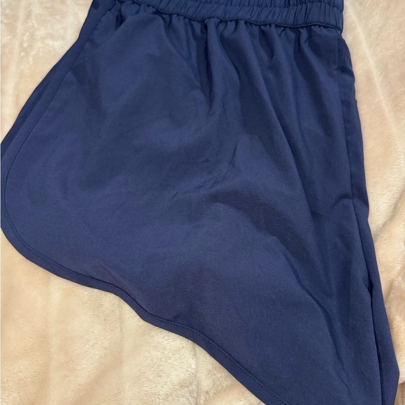 DSG Women's Navy Athletic High-Rise Stride Shorts - Picture 1 of 3